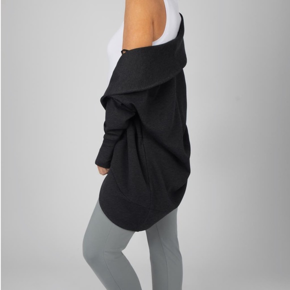 NWT! $132 Nordstrom Yogalicious London Open Front Scuba Cardigan - S - Picture 5 of 11